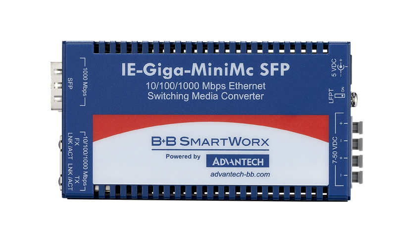 Giga-MiniMc, TX/SFP, W/AC Adaptor